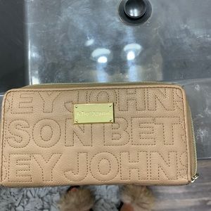 Betsey Johnson taupe wallet
